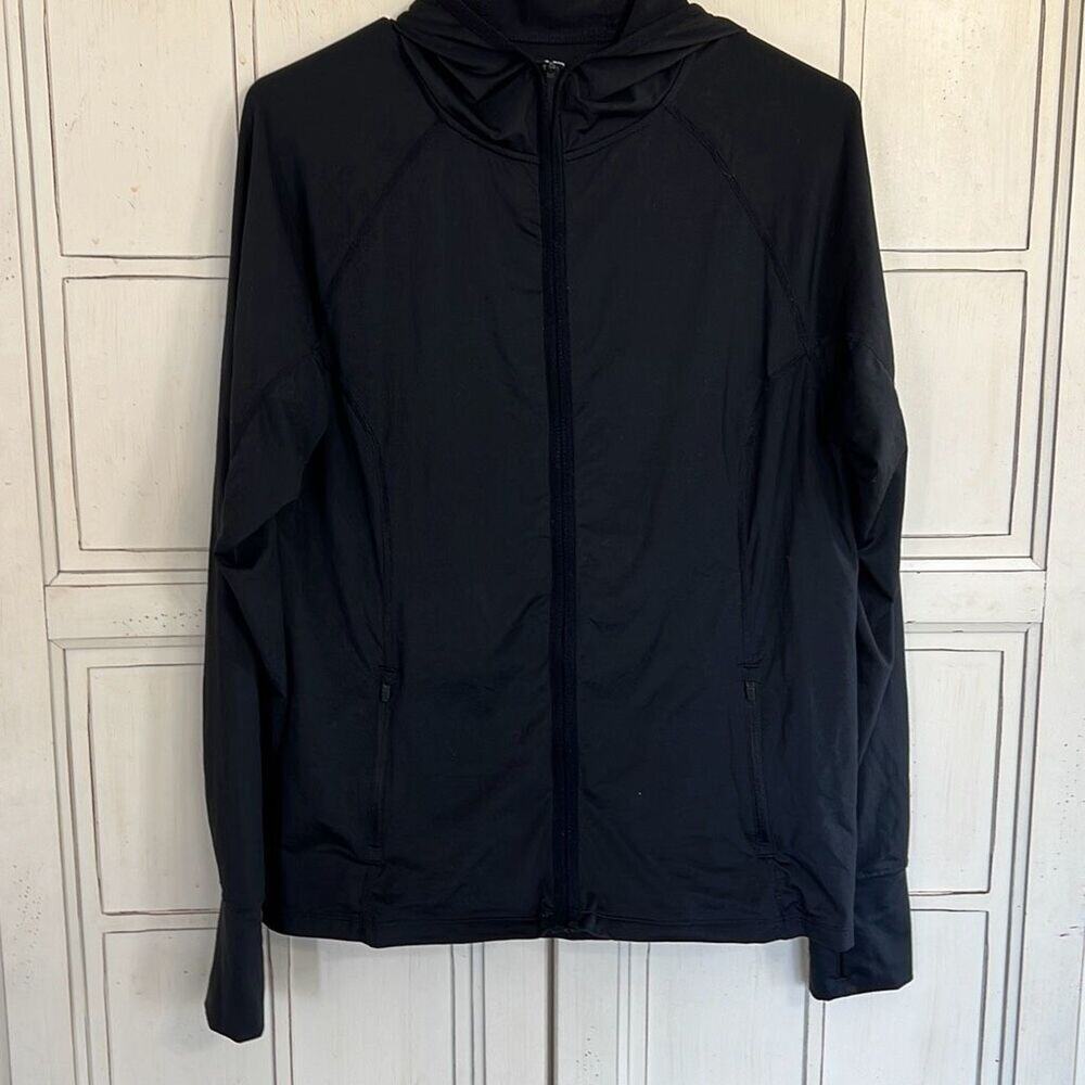 Noble Equine size large women’s lightweight hoodie jacket in black equestrian